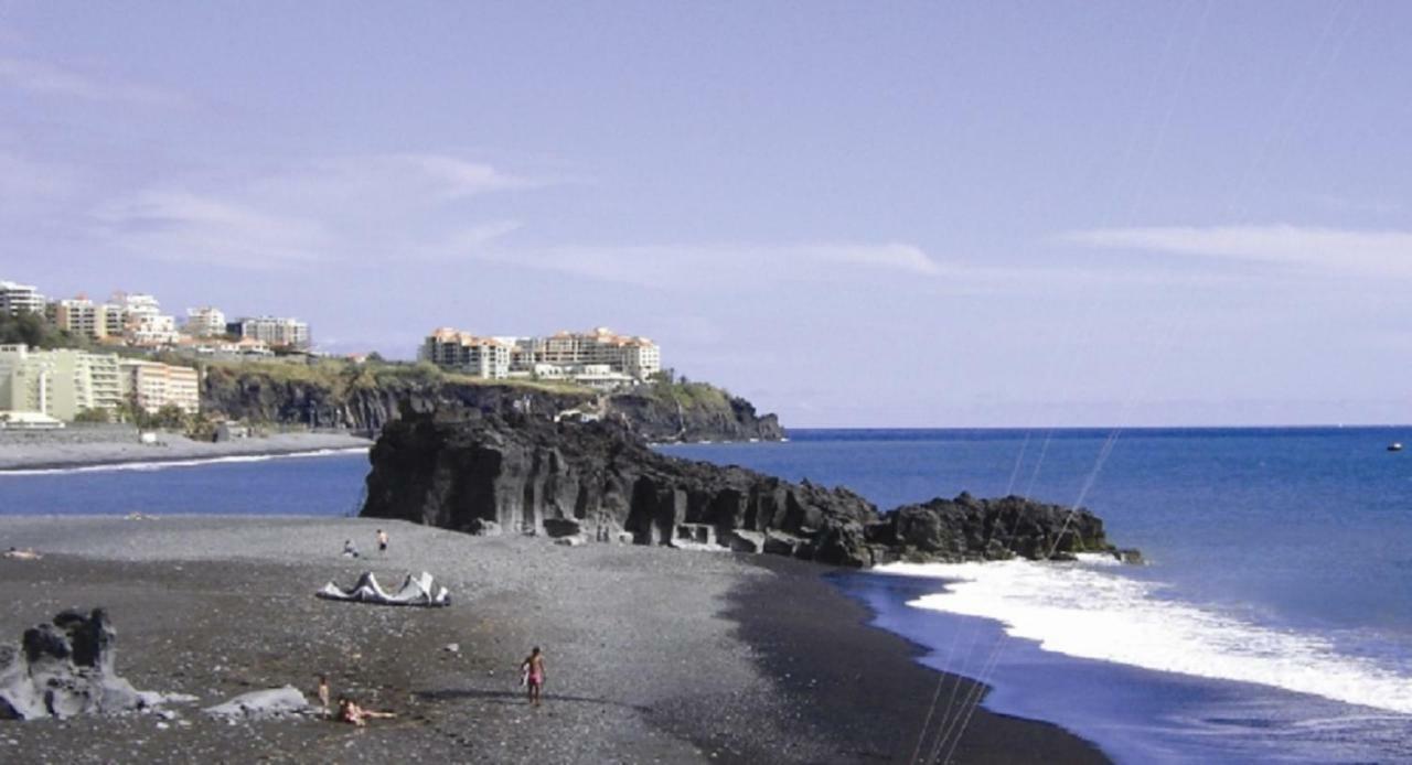 Un Balcon Sur La Mer ฟุงชาล ภายนอก รูปภาพ