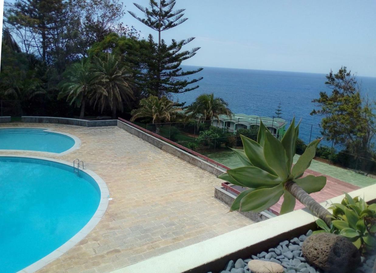 Un Balcon Sur La Mer ฟุงชาล ภายนอก รูปภาพ